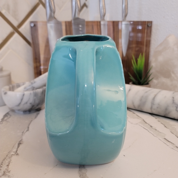 Fiestaware Turquoise disk Water Pitcher. Perfect as a pitcher or a vase. - Picture 7 of 9